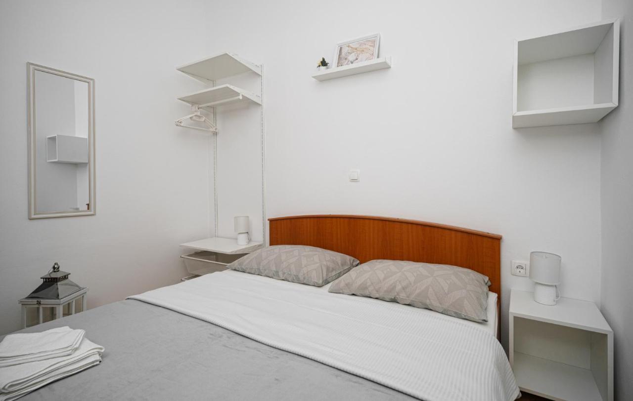 Apartman Rusula Vodice Exteriér fotografie